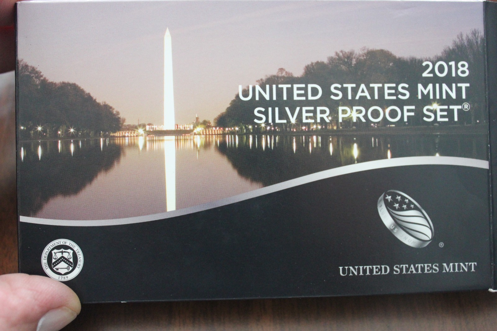 2018  UNITED STATES 10 COIN SILVER PROOF SET AND COLA