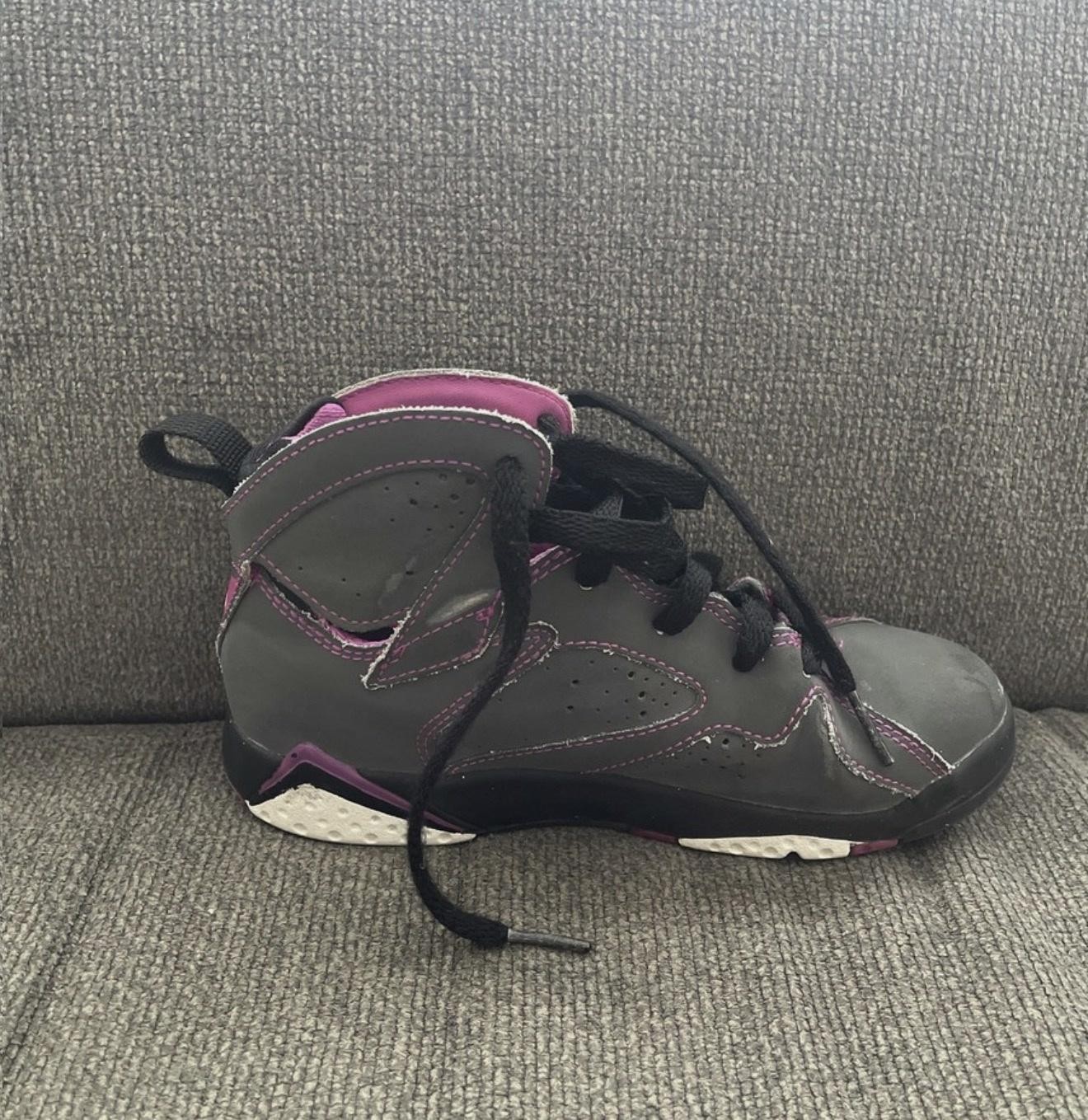 Jordan 7 Retro Shoes Youth Size 1.5Y Gray Pink Basketball Kids 442961-018