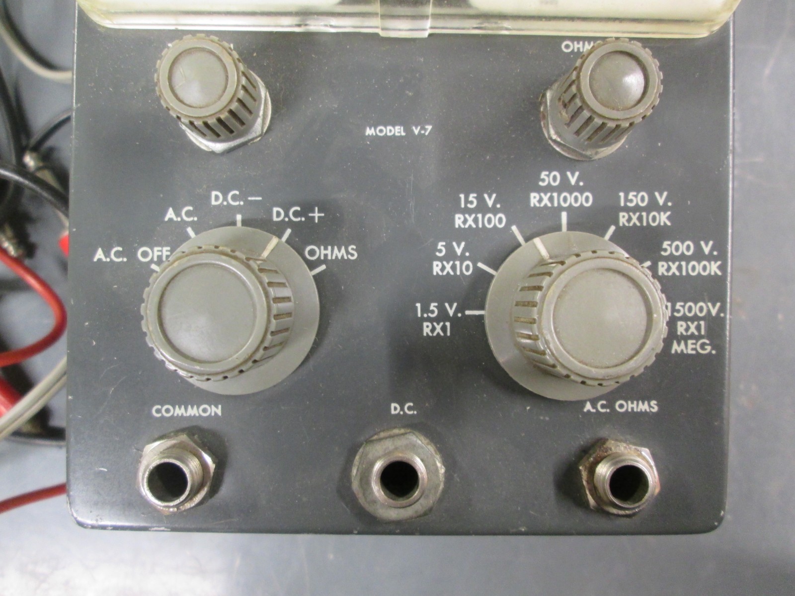 Heathkit V-7 Vacuum Tube Voltmeter