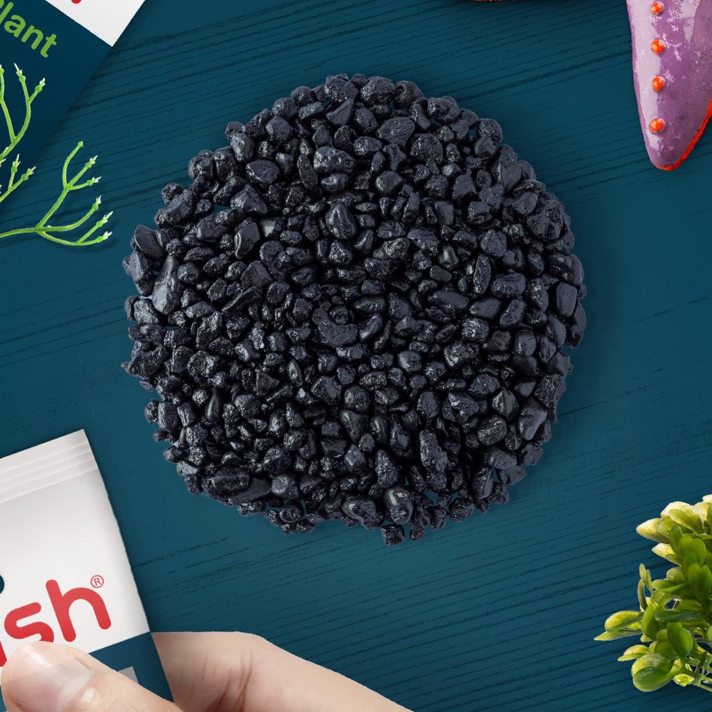 Glofish Aquarium Gravel, Solid Black, 5-Pound Bag