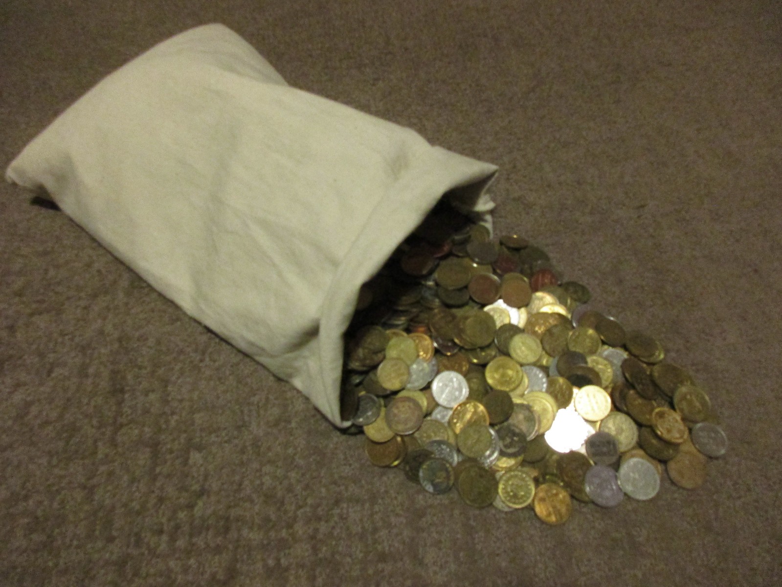 5lb Pounds Tokens Exonumia Amusement Bulk Lot