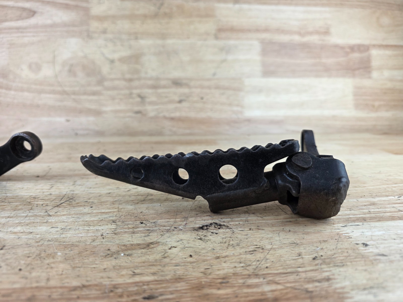 1985 85 ATC250R HONDA OEM FOOT PEGS FOOTPEGS 1986 86 ATC 250R