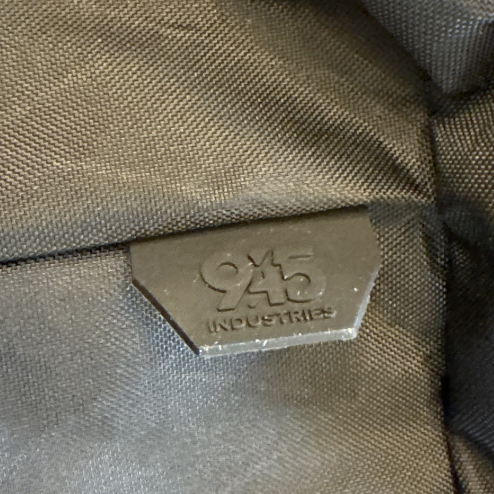 945 QAPL LOW PROFILE CORDURA® CONCEALMENT BAG (LARGE) BLACK