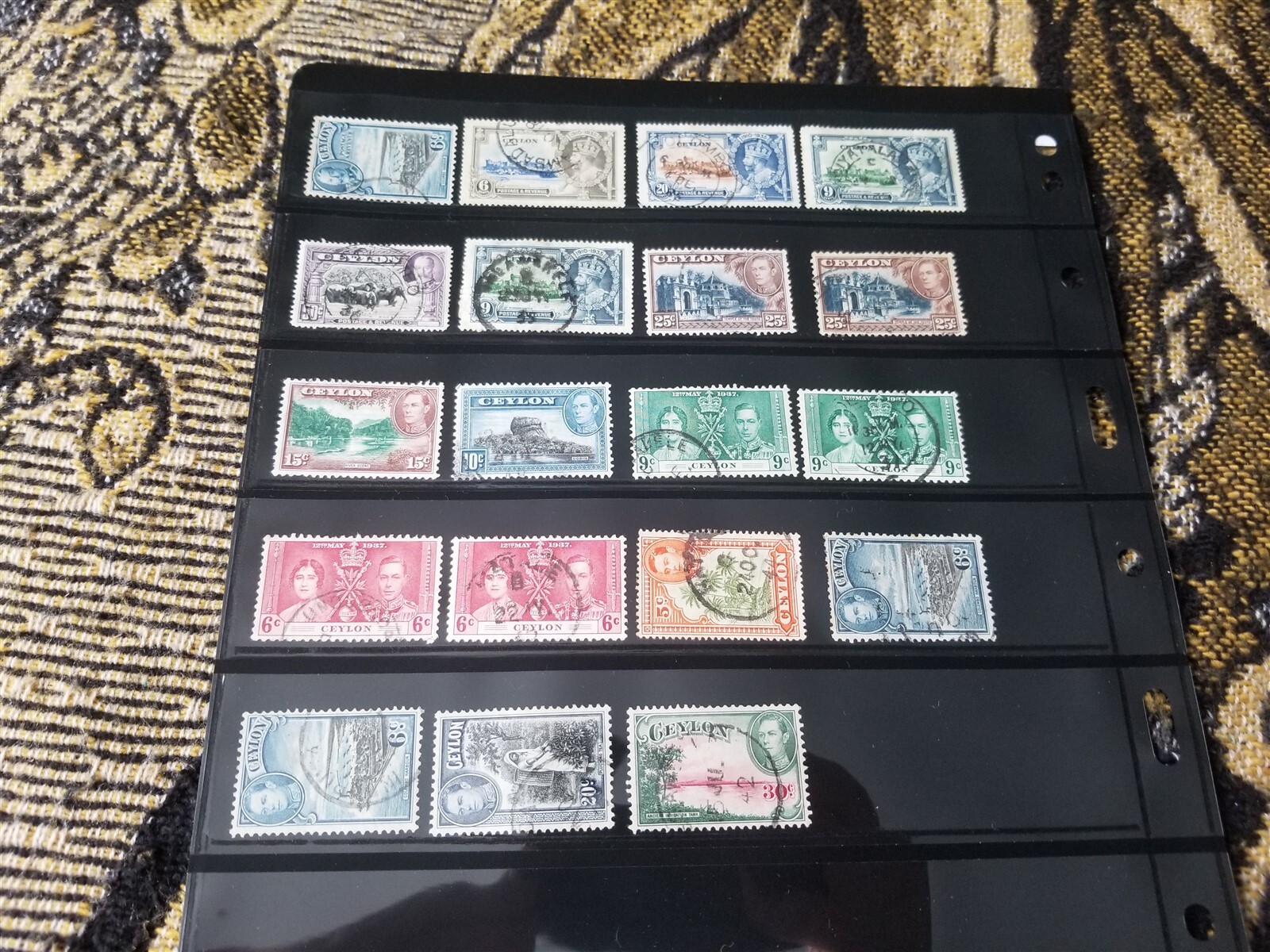 British Colonies - Ceylon Stamp Collection - Used - Classics - 2 Scans - G71