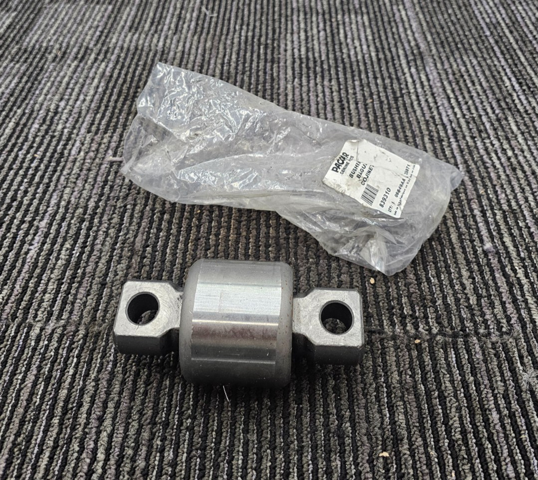 PACCAR 839310 Torque Rod Bushing fits Kenworth Peterbilt