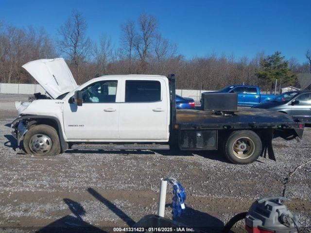 Exhaust Fluid Pump Fits 12-16 SIERRA 2500 PICKUP 687651