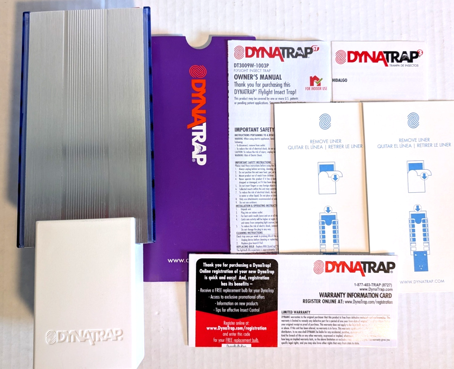 DynaTrap DT3009W-1003P Flylight Insect Trap w/ 2 Glue Cards - New Open Box