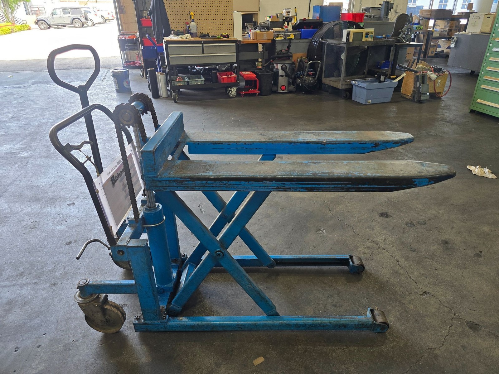 Bishamon SkidLift Foot Operated Skid Truck, 2200 lb. Capacity