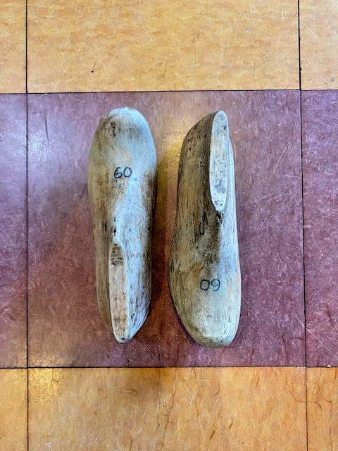 vintage women's wooden shoe lasts size 6, circa 1960's private collection