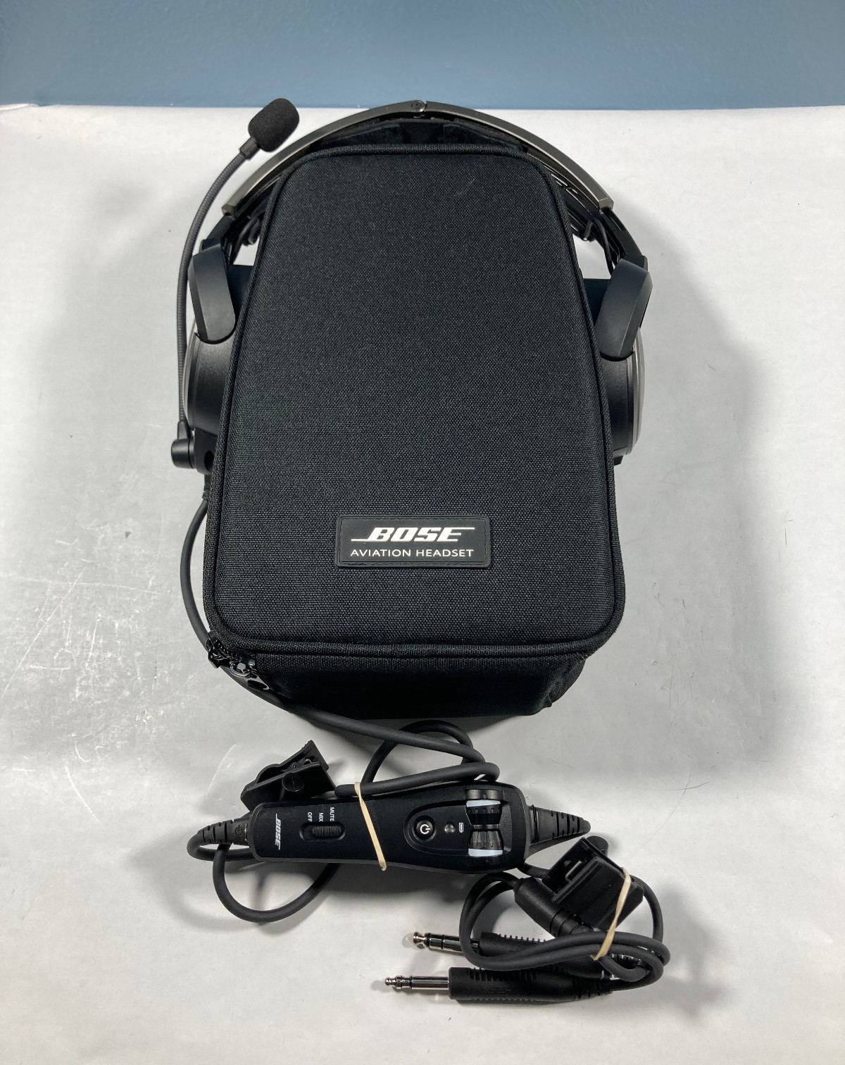 Bose A20 Aviation Headset Dual GA Plug with Soft Case