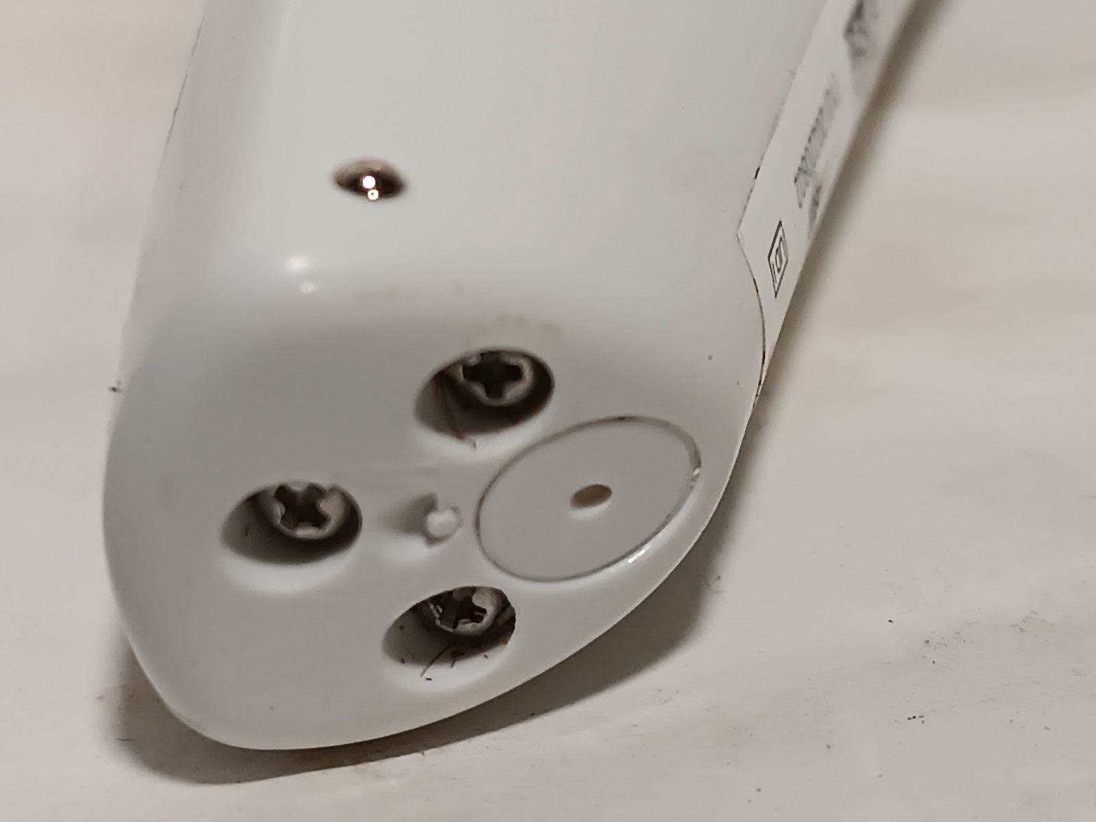 3M Healthcare 9681 rechargeable surgical handheld clipper with charging stand