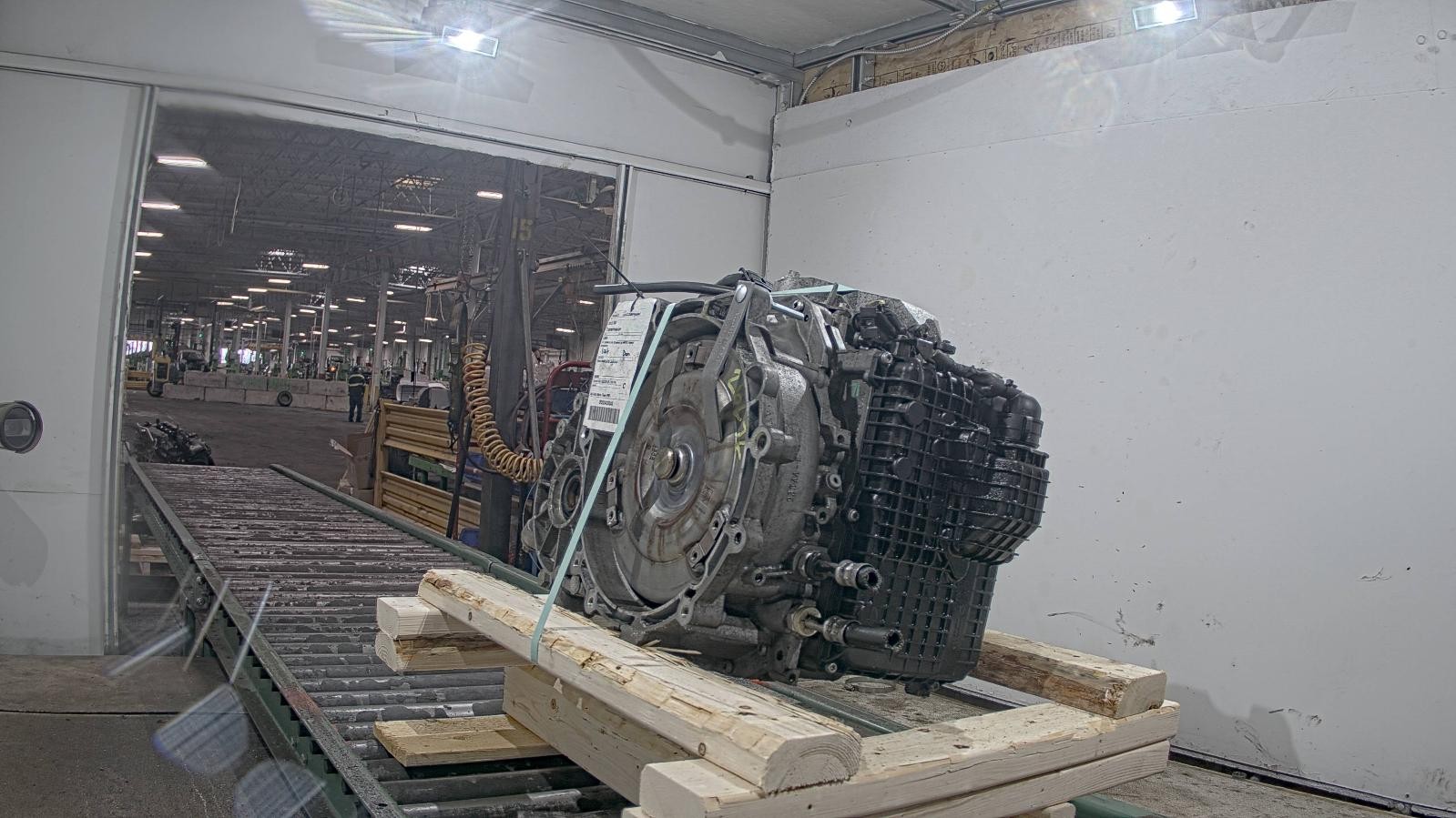 Used Automatic Transmission Assembly fits: 2015 Chrysler 200 AT Sedan 2.4L 9 spe