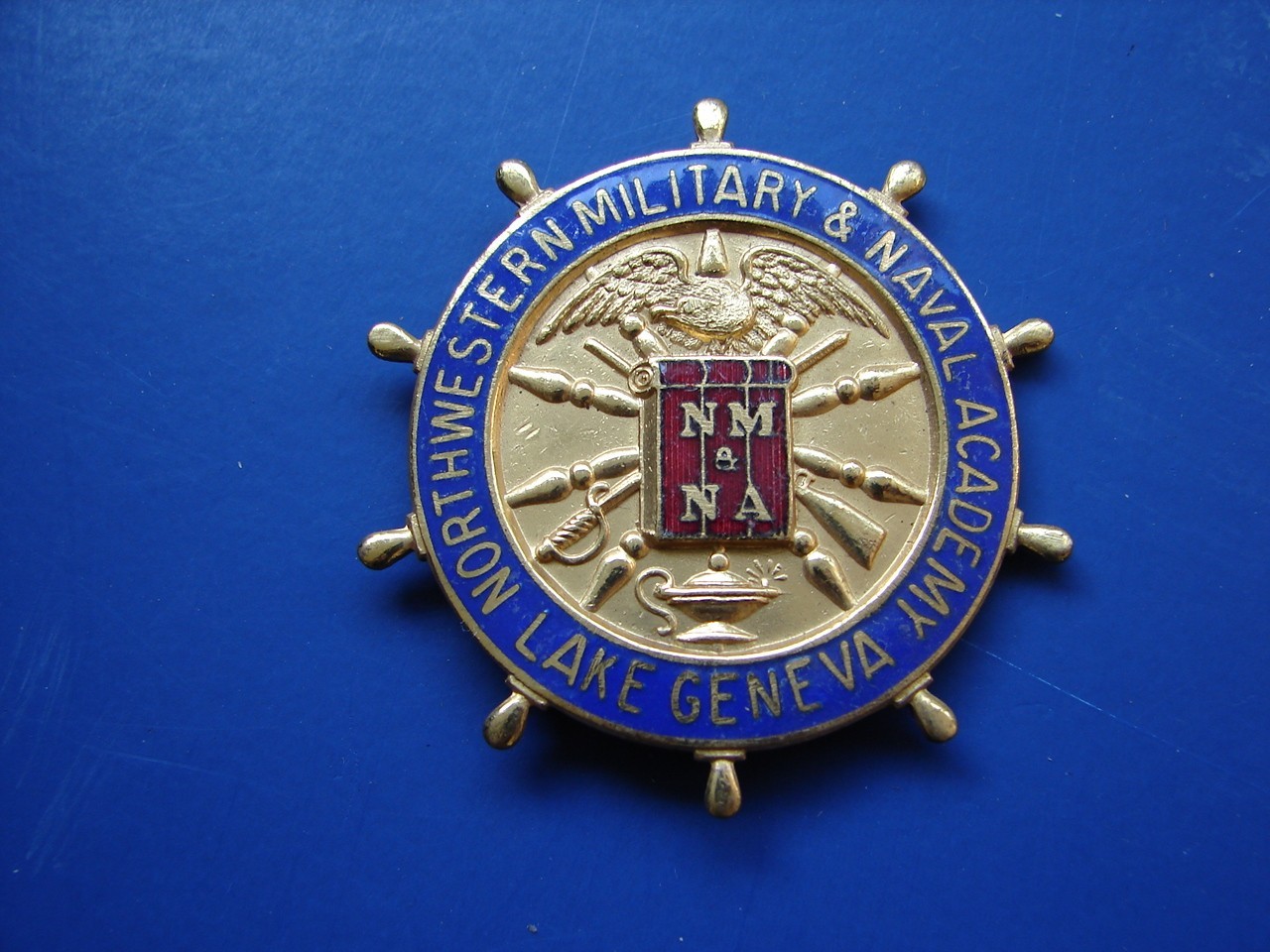 RARE OLD U.S. NORTHWESTERN MILITARY & NAVAL ACADEMY LAKE GENEVA WISCONSIN BADGE