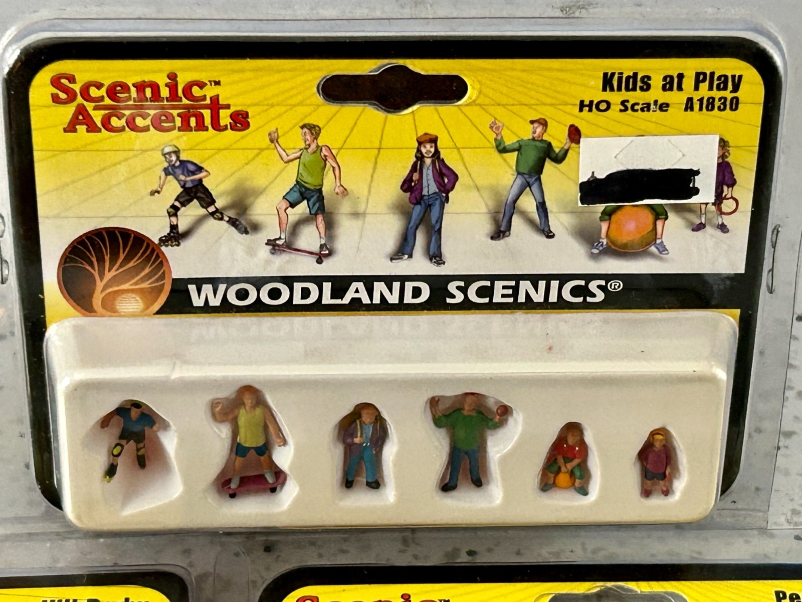 Woodland Scenics "Scenic Accents" Outdoor Activities 3 sealed sets of figures C8