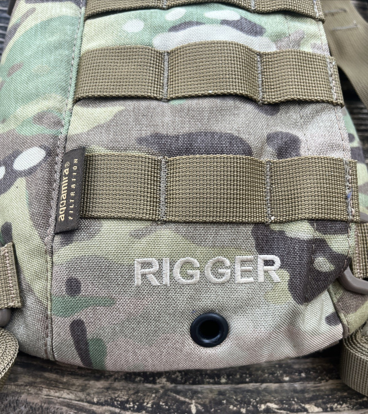 Aquamira Rigger Tactical 2L Hydration Backpack Pressurized Multicam Molle NEW