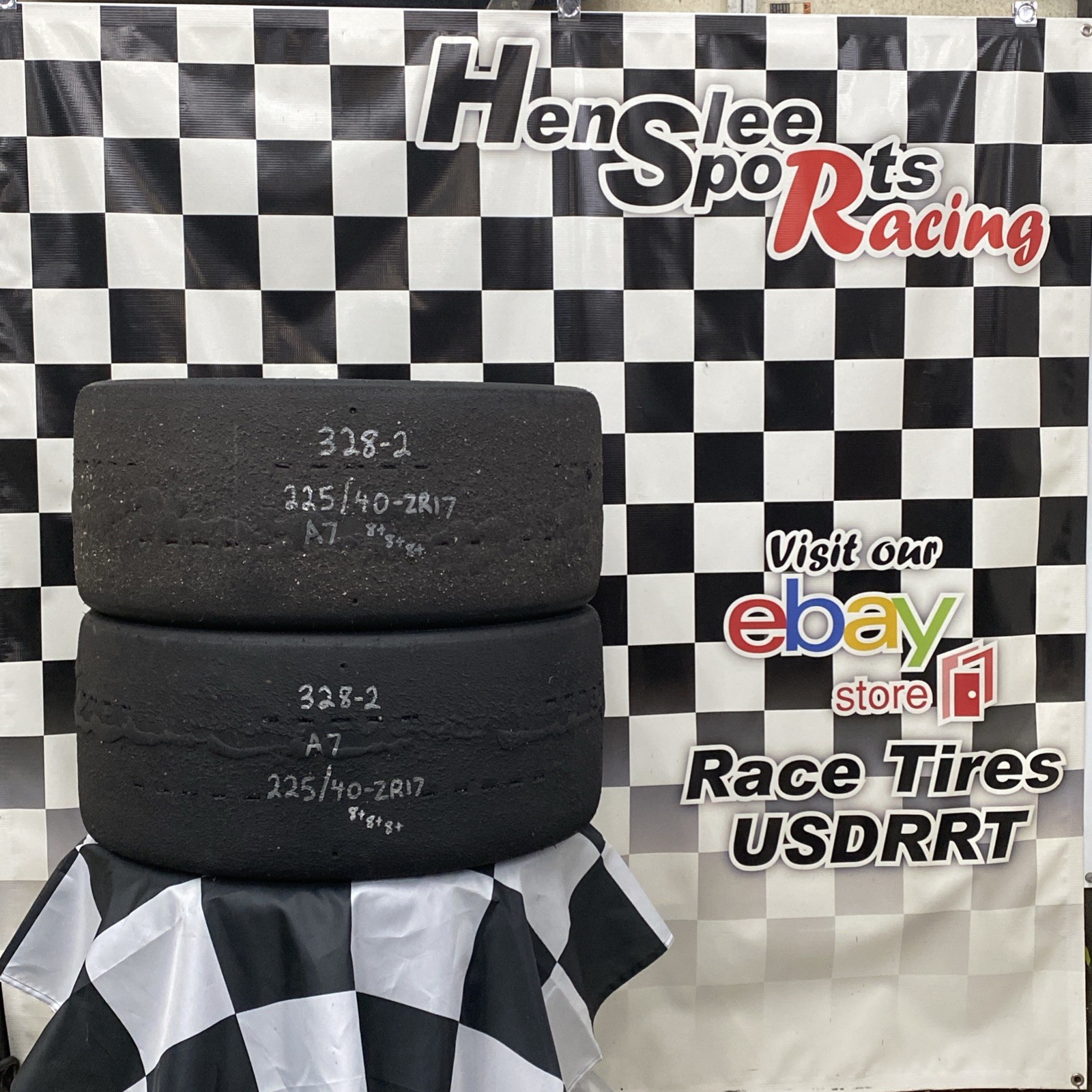 328-2 USDRRT HOOSIER DOT    Road Race / Auto-X  Tires   225/40-ZR17  A7