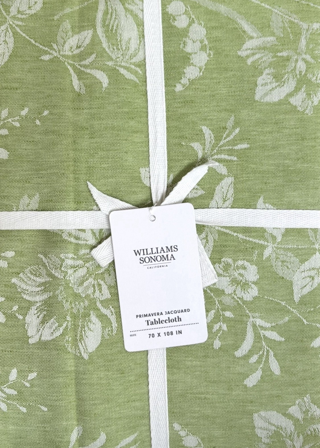 Williams-Sonoma Primavera Jacquard Tablecloth 70” X 108” In Green