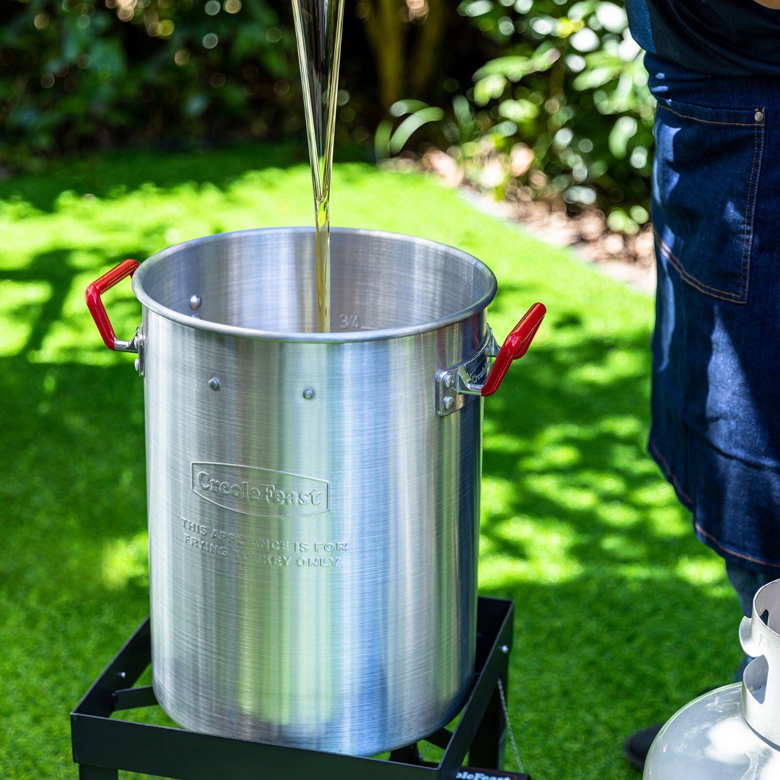 Creole Feast 30 Qt. Turkey Deep Fryer Pot Outdoor BBQ Cooker Thanksgiving Day