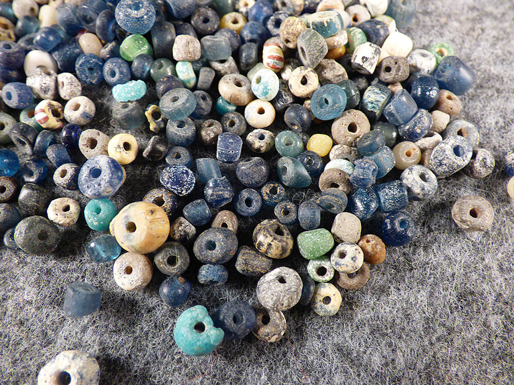 10 Original Tellico Plains Grade A Trade Beads Cherokee Blue Venetian Glass 1700