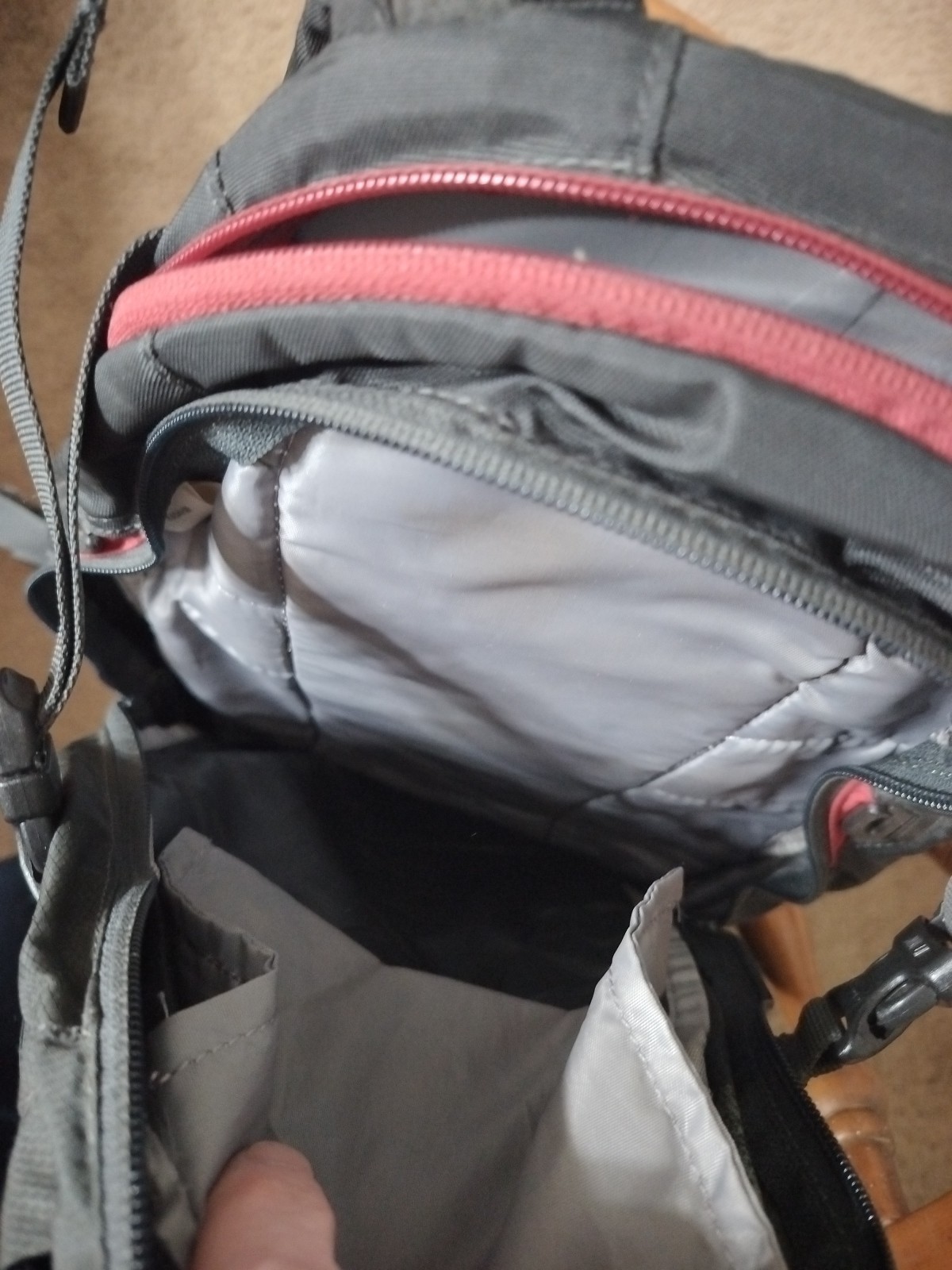 Camelbak M.U.L.E. Hiking Bikinig Camping Backpack Black No Bladder Locks Zippers