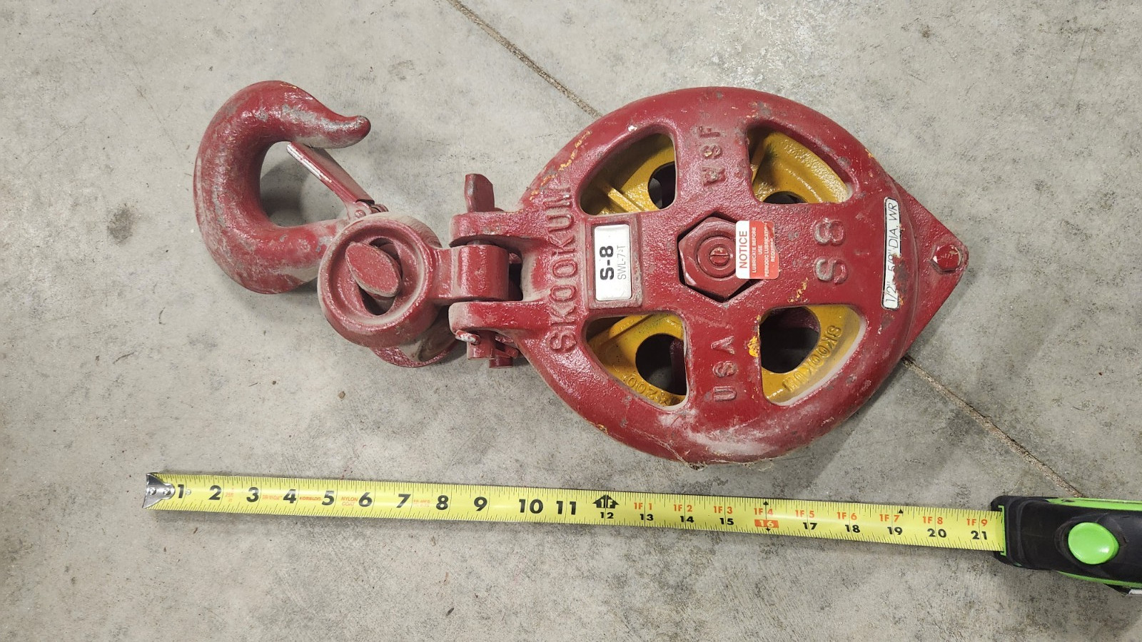 NEW Skookum S8 7-Ton 1/2"-5/8" Wire Rope 8" Cast Snatch Block Sheave Swivel Hook