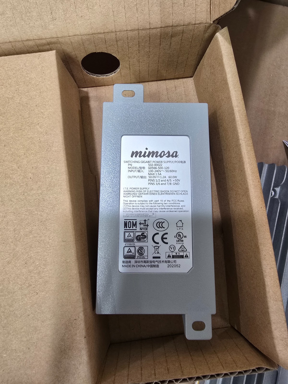 New Mimosa A5C Access Point MU-MIMO 4x4 Gigabit AP IP67 5.15 - 6.2 GHz 500+ Mbps