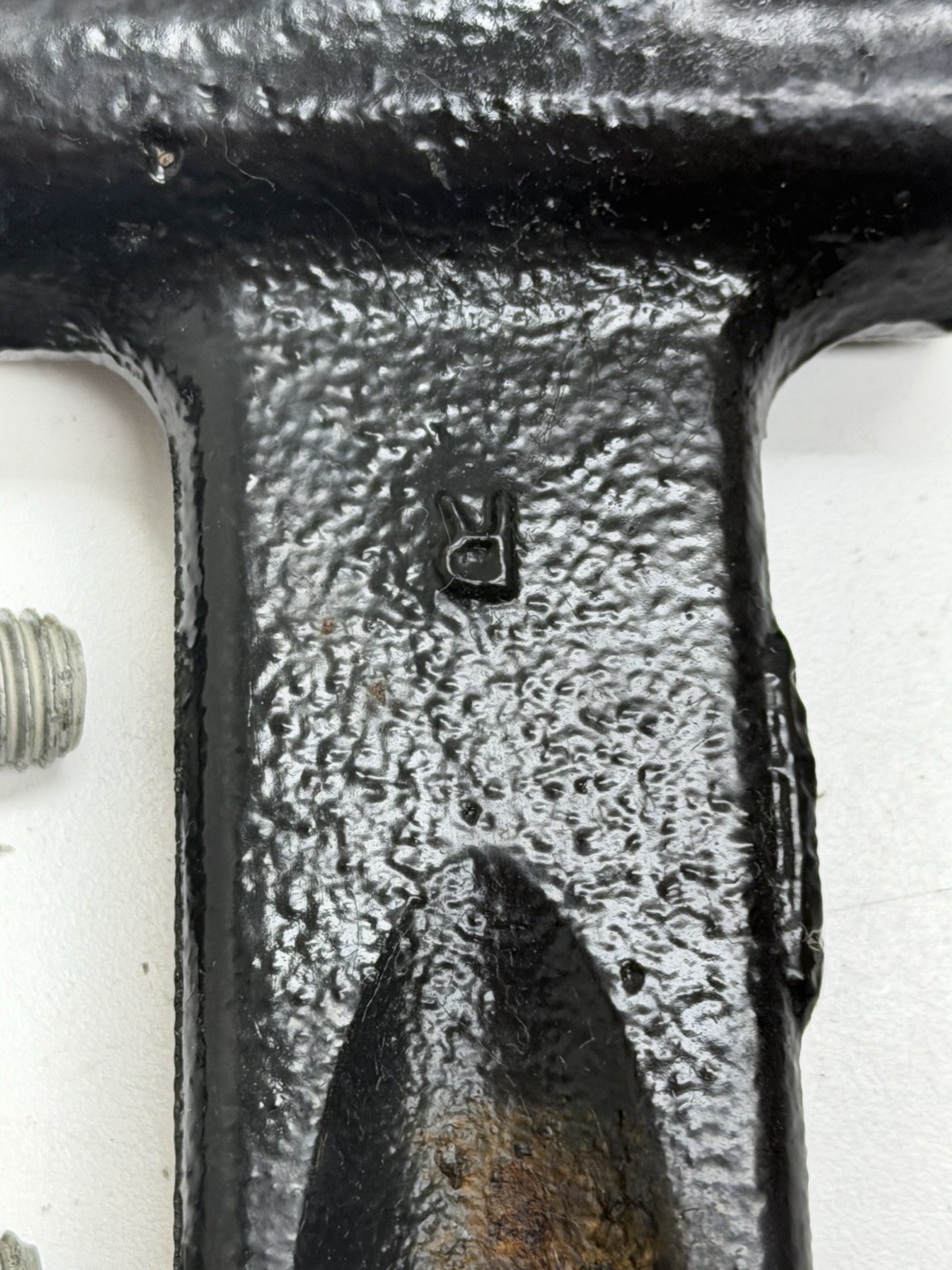 01 - 06 Chevy Silverado GMC Sierra HD 2500 3500 Front Tow Hooks & Hardware A45