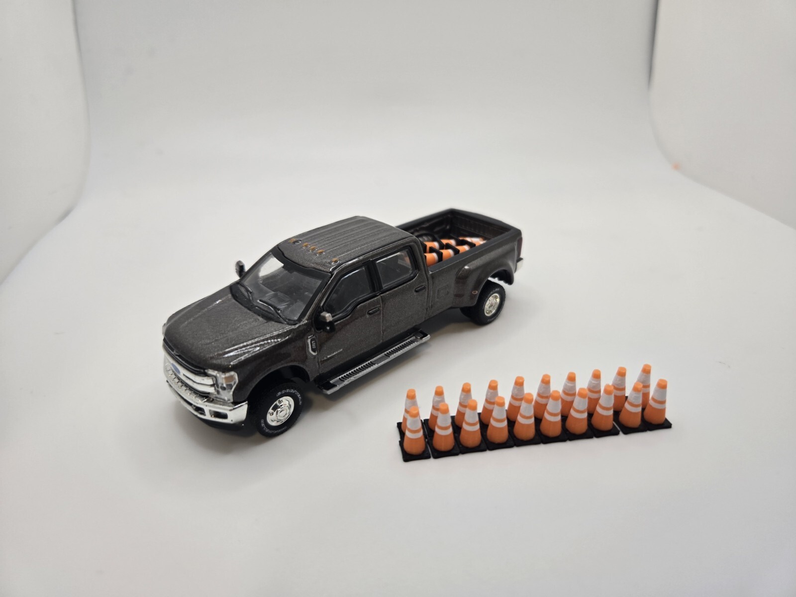 1/64 Scale Traffic Cones *30 Pack*