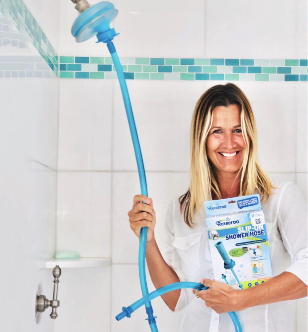 Rinseroo: Slip-on, Handheld Showerhead Attachment Hose for Sink and Shower.