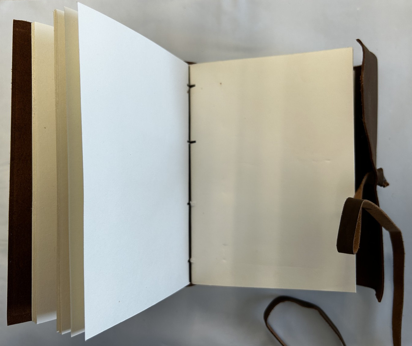 Handmade Genuine Leather Bound Journal Notebook Plain Matt Paper 110 Pages NEW