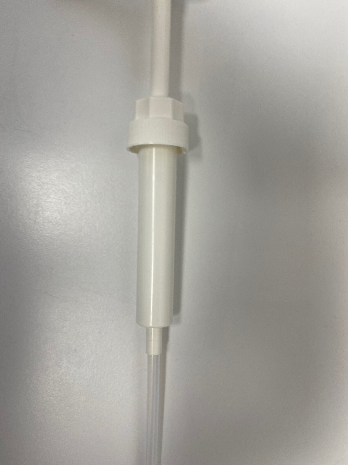 1 Gallon Pump Dispenser 38/400 Heavy Duty 250/Case, "Free UPS Shipping"