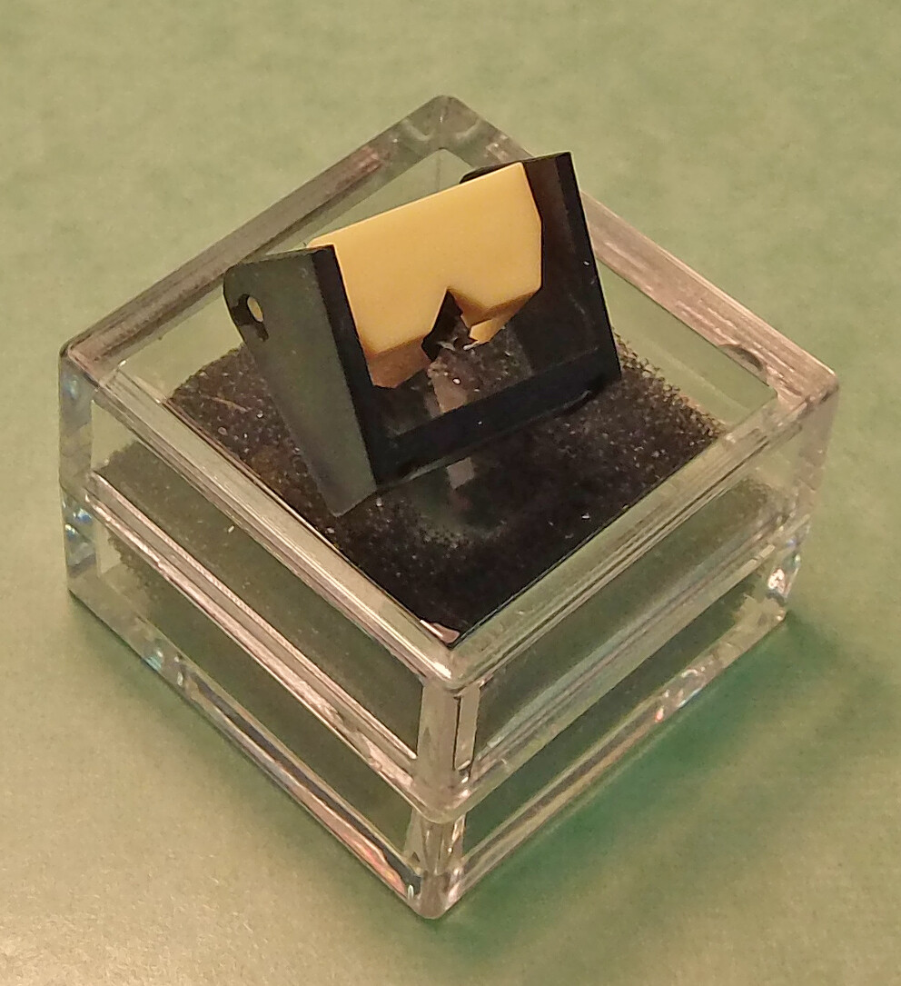 NEW IN BOX Needle Stylus for Shure M95 N95ED M95ED M95G 767-DE 4767-DE 767-D7