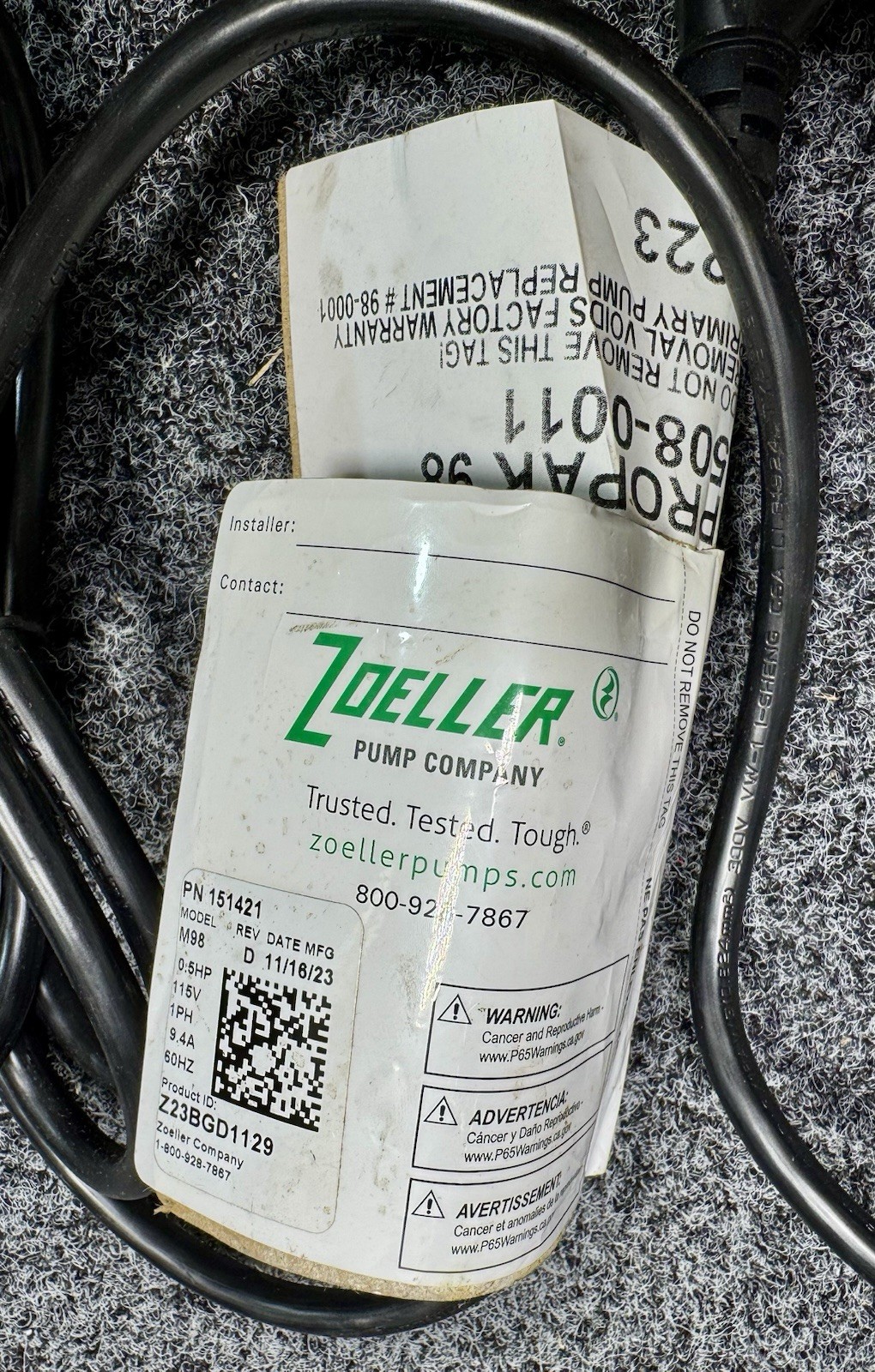 Zoeller 508-0007 Submersible Battery Back-Up Sump Pump System 115V / 12V DC