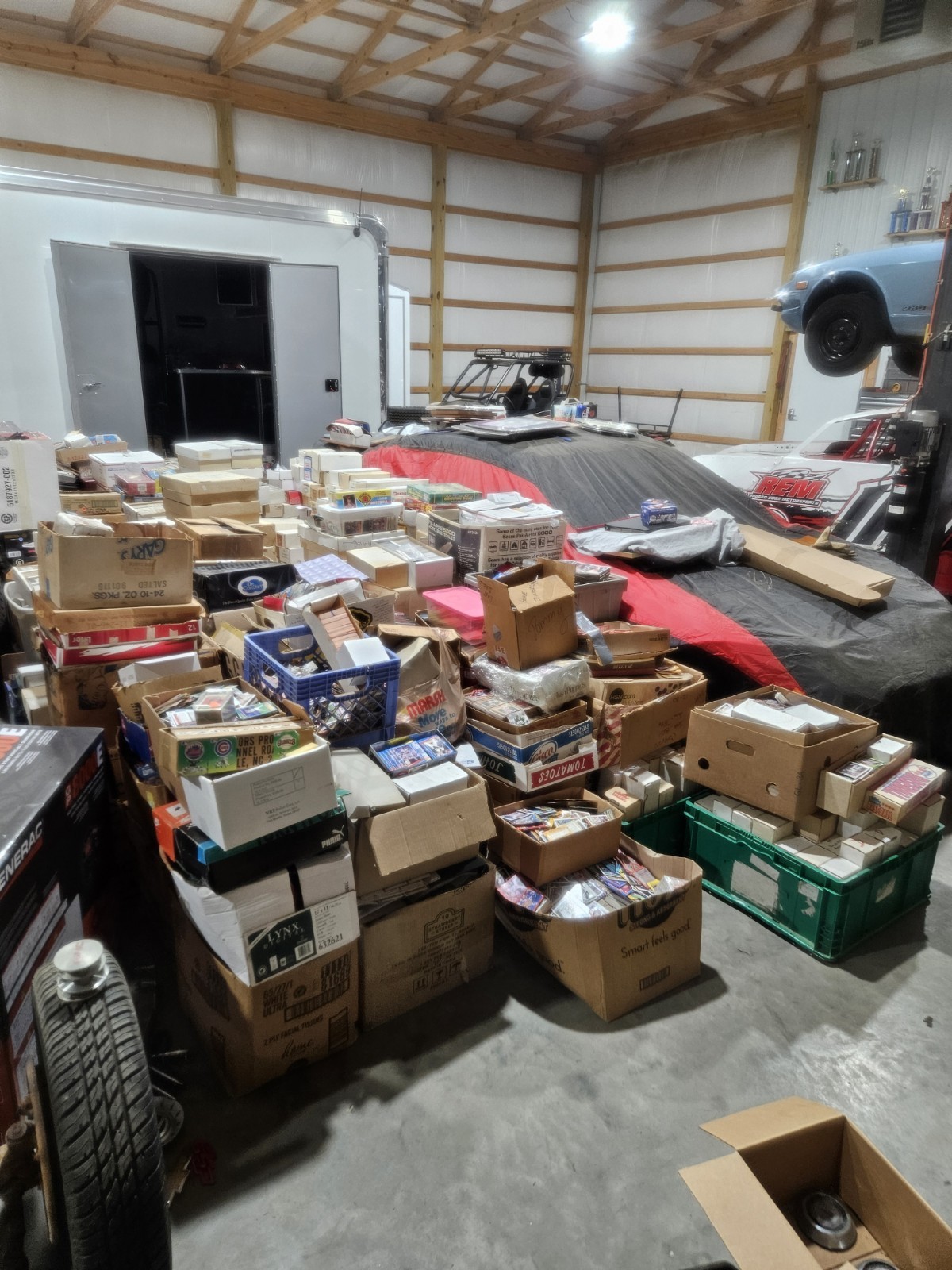 **150** Random Baseball Card Lot - Estate Sale - Massive Collection!!