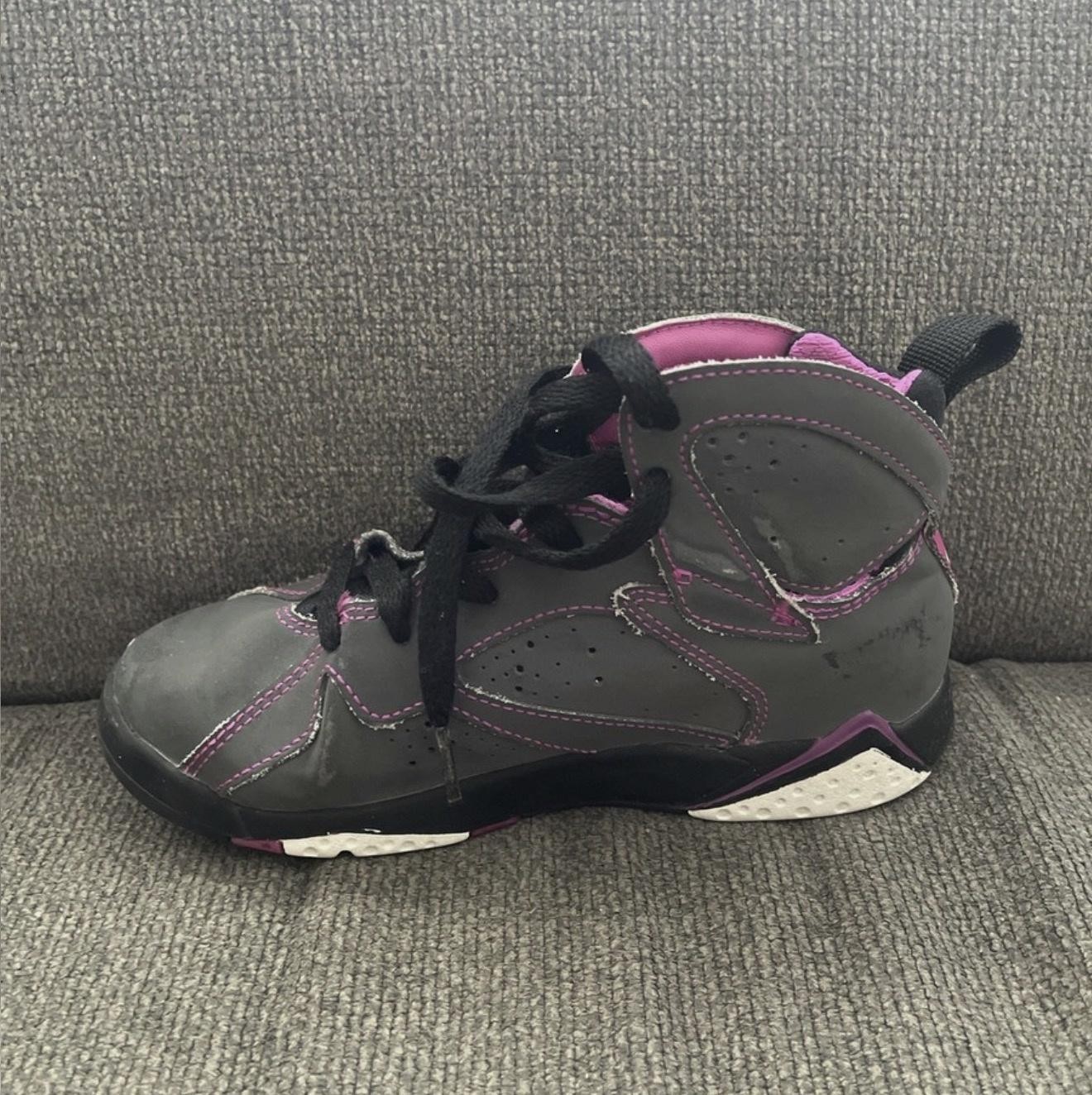 Jordan 7 Retro Shoes Youth Size 1.5Y Gray Pink Basketball Kids 442961-018