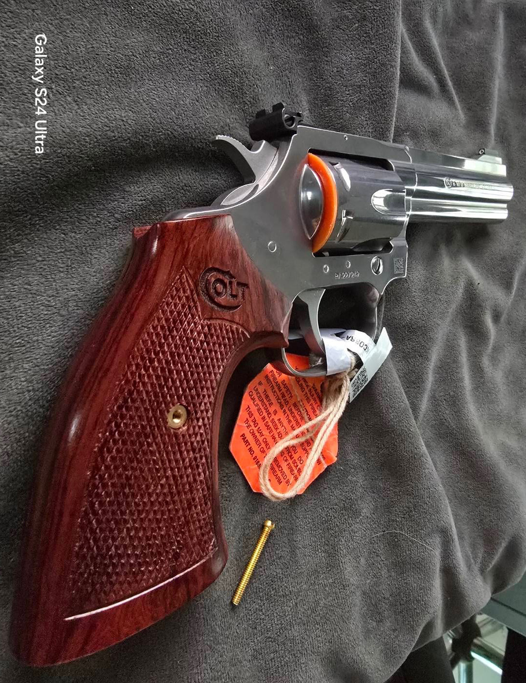 Colt grips fit New Colt King Cobra (2017,2019- present)The New Colt Viper 2024