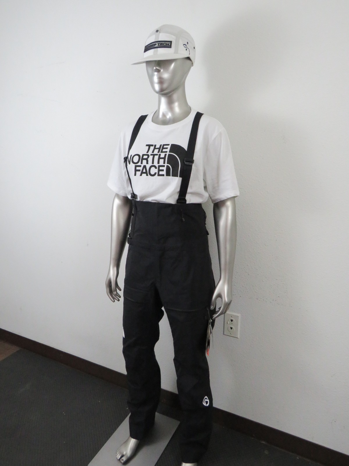 Womens The North Face Pumori GTX GORE TEX Waterproof Shell Ski Bibs Pant Black