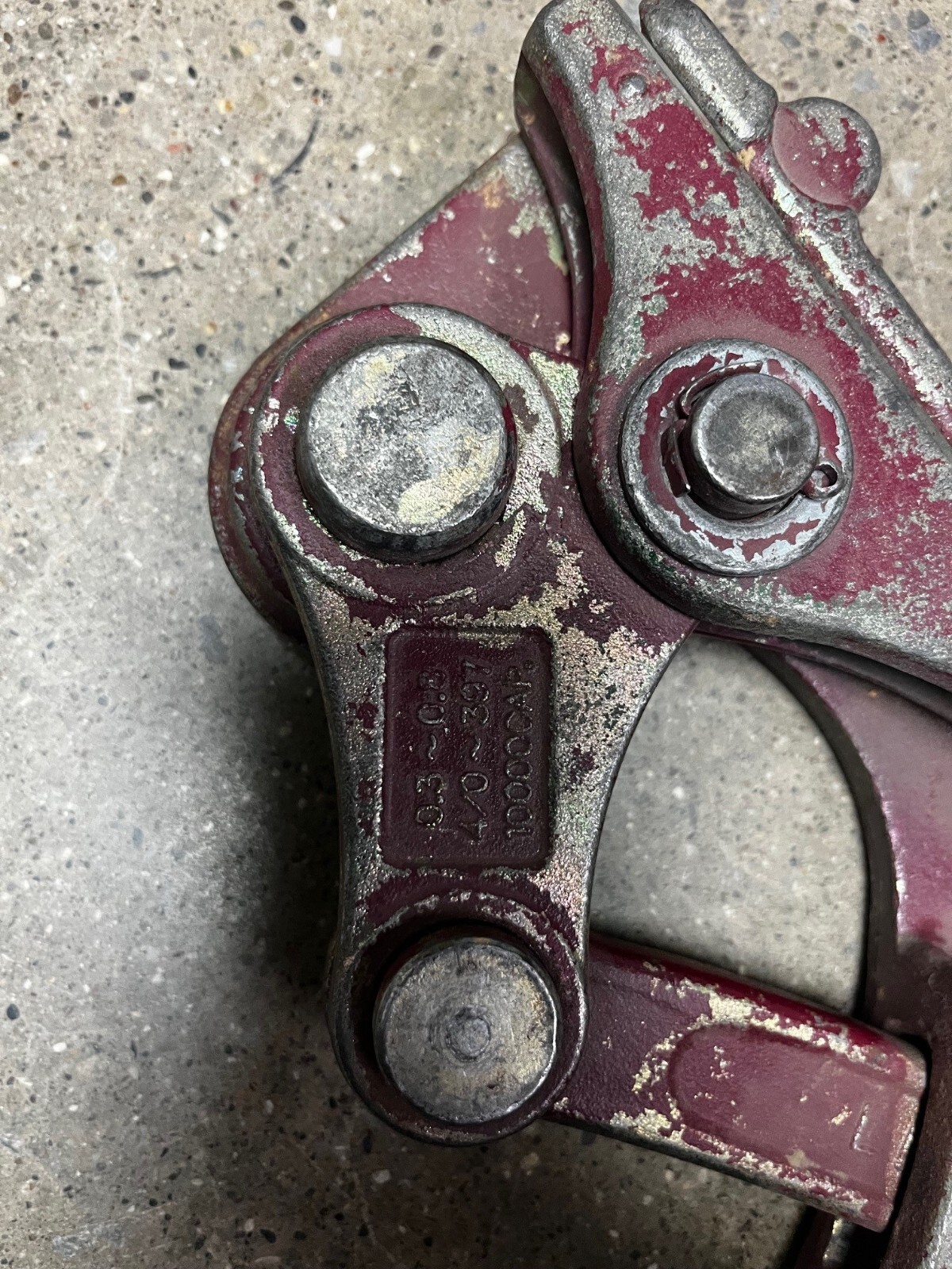 Little mule 4700 wire grip 10,000# ------0.3 to 0.8 ---4/0 to 397