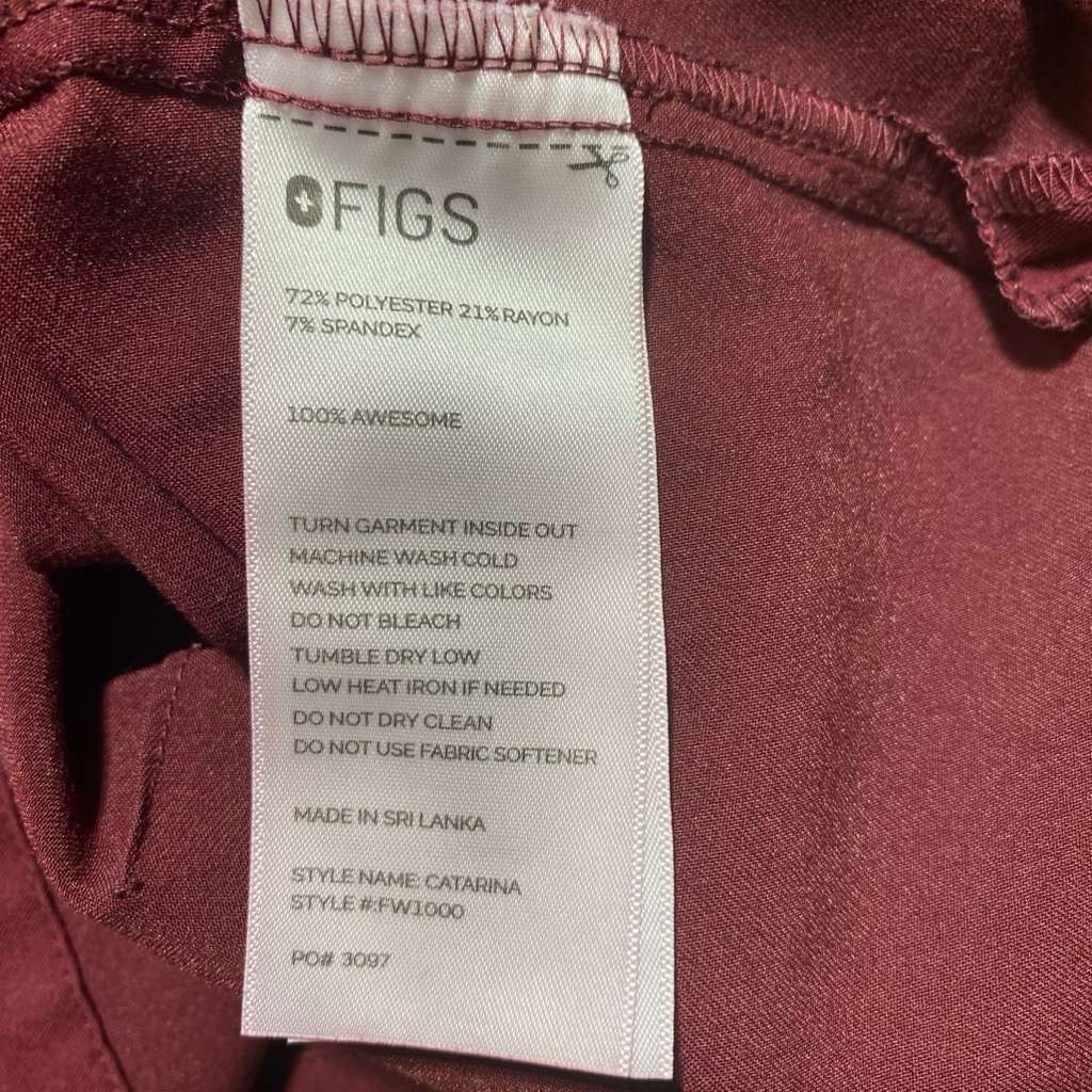 Figs Womens Catarina One Pocket Scrub Top Burgundy Size XL Medical Nurse