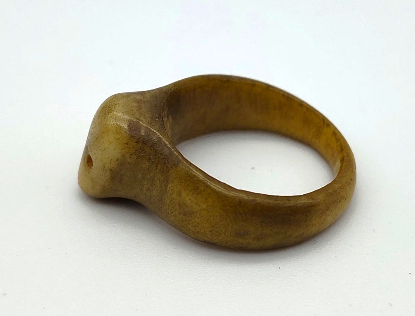Antique 19th C. Inuit Eskimo Carved Seal Head Finger Ring