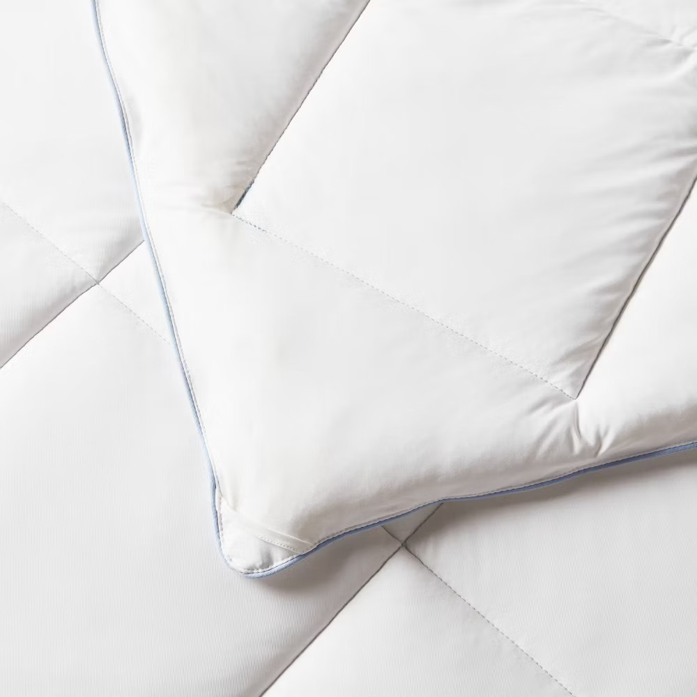 King/California King Cool Touch Down Alternative Duvet Insert - Threshold