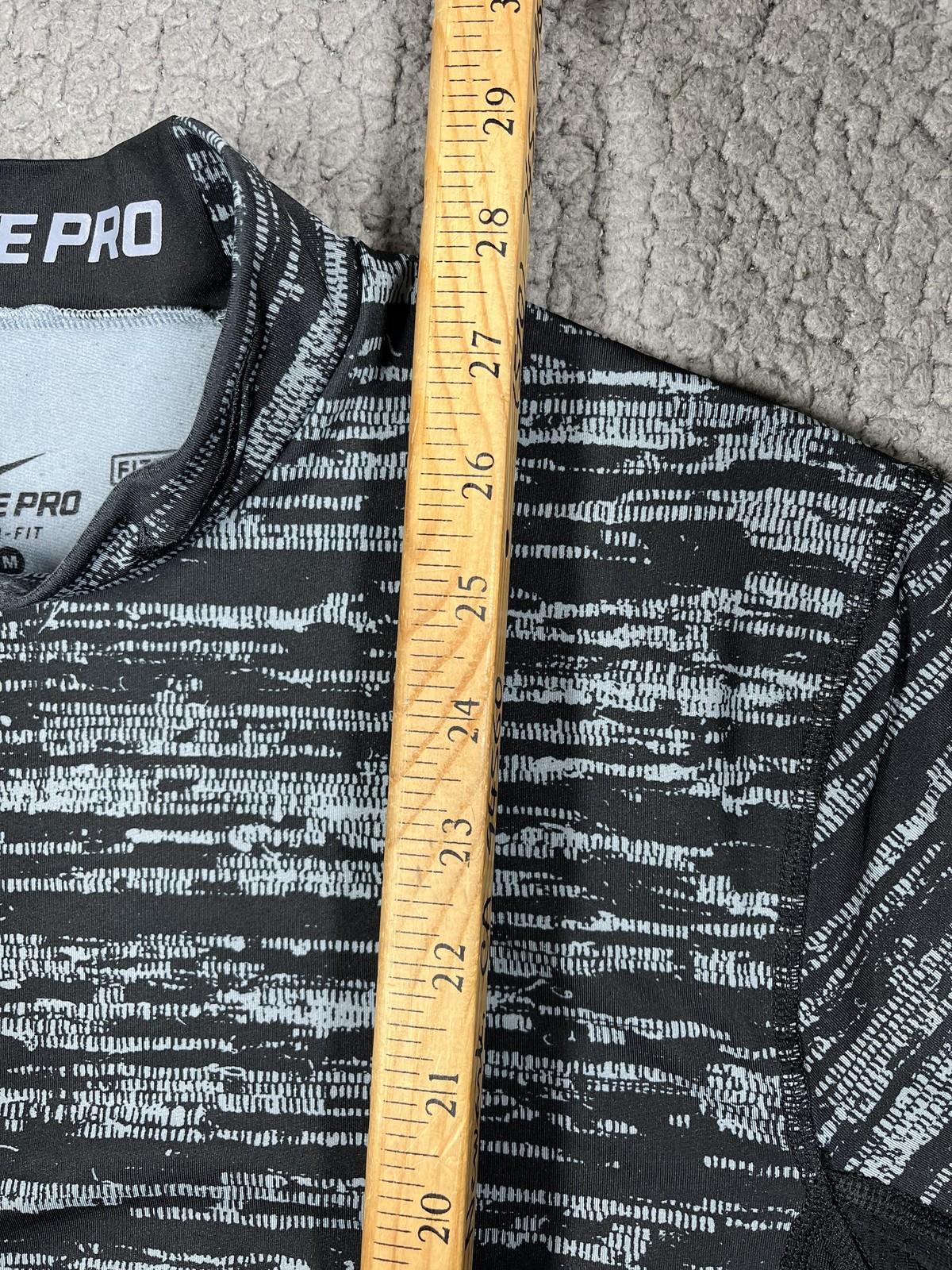 Nike Pro Dri-FIT Fitted Long Sleeve Shirt Mens Medium Athletic Training Top