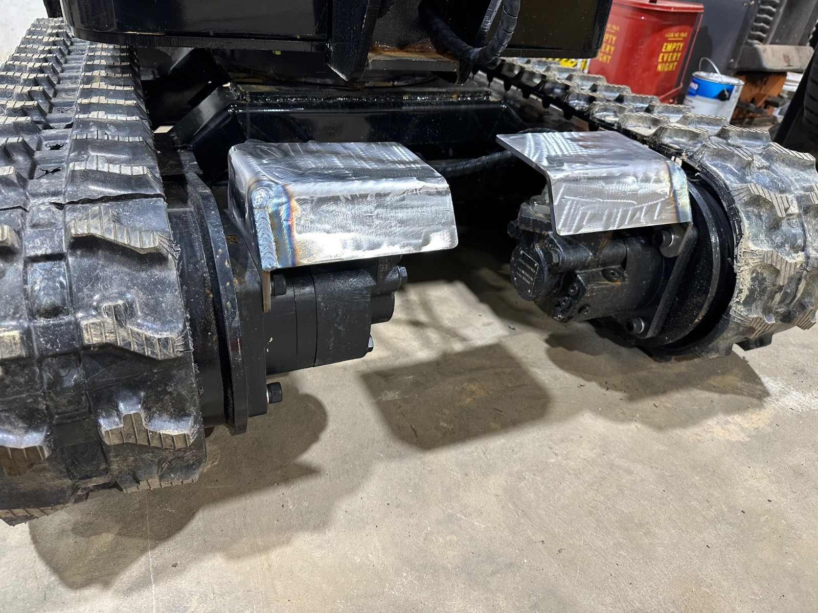 Mini Excavator Track Drive Motor Line Guard Shield Plate Chinese 1 Ton Cover AGT