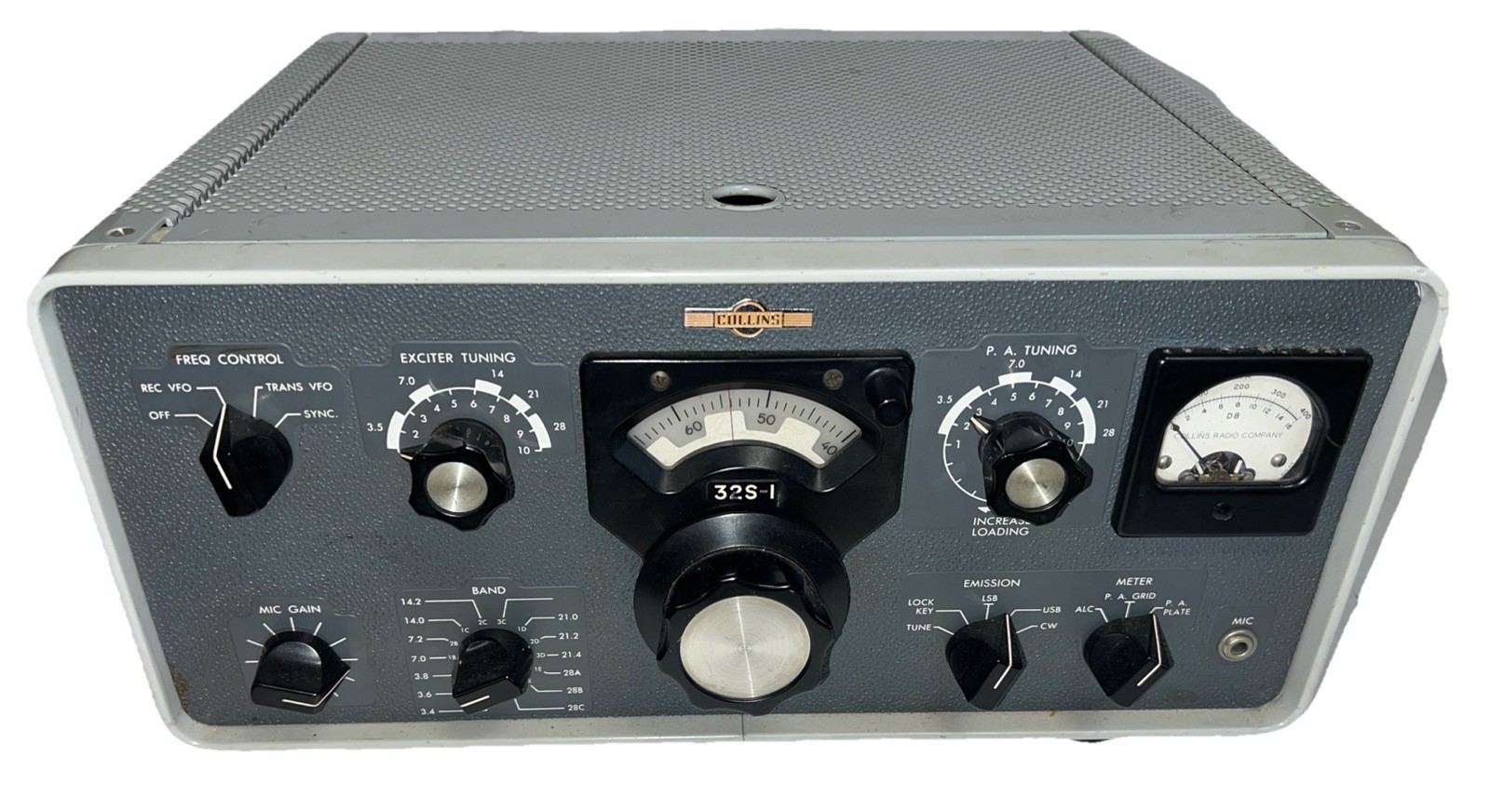 Collins 32S-1 Winged Emblem Ham Radio Transmitter Please Read.