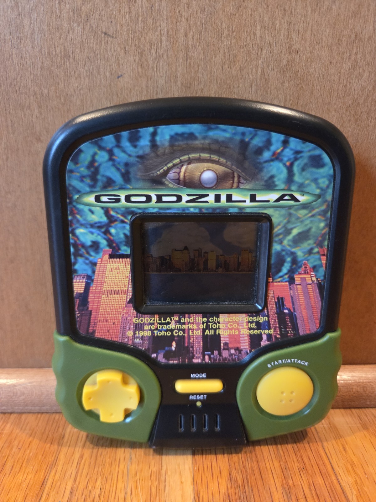 VTG 1998 Toho Entertainment Godzilla LCD Handheld Game WORKING (No Battey Cover)