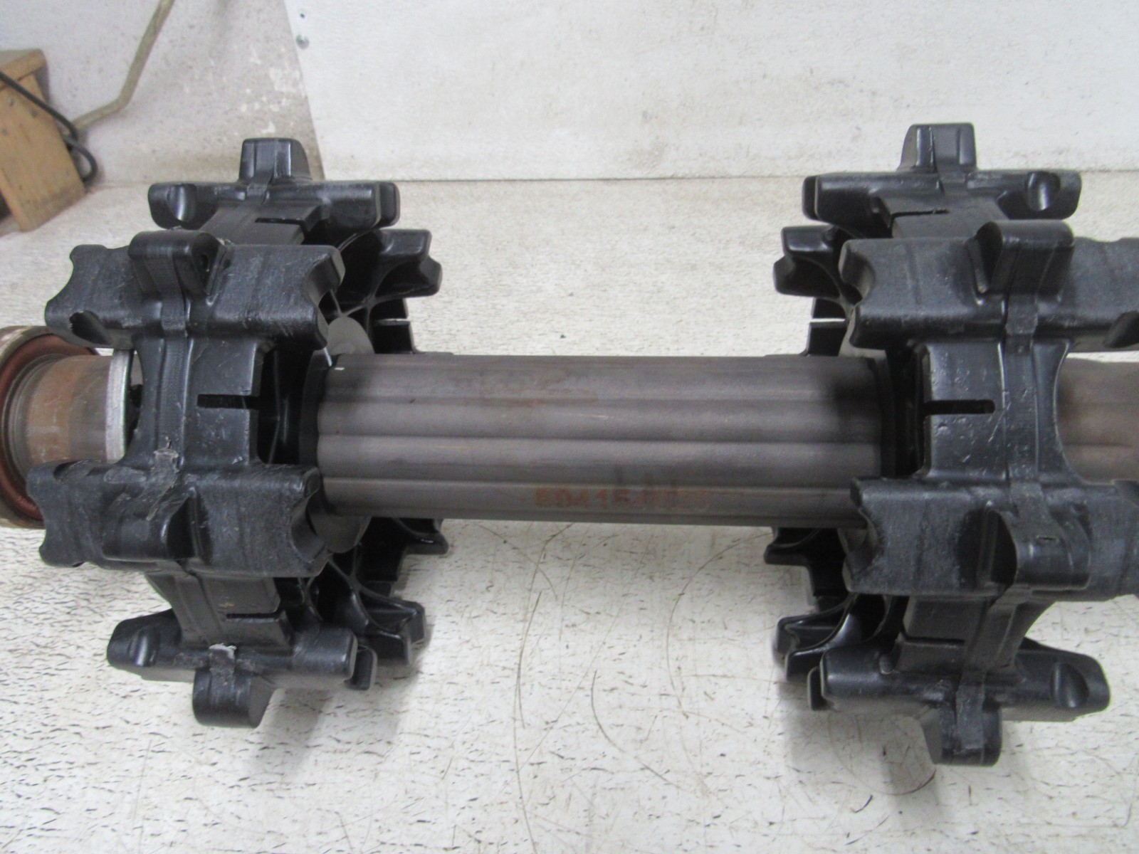 21 SKI DOO BACKCOUNTRY SPORT 600 EFI DRIVE SHAFT DRIVERS COGS 8 TOOTH OEM #0368