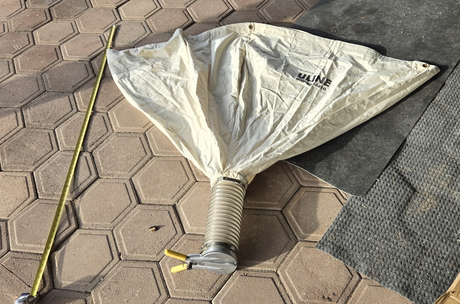 Uline 4' Tall 20 Cubic Bag Ceiling Mount Type* Packing Peanut Gravity Dispenser