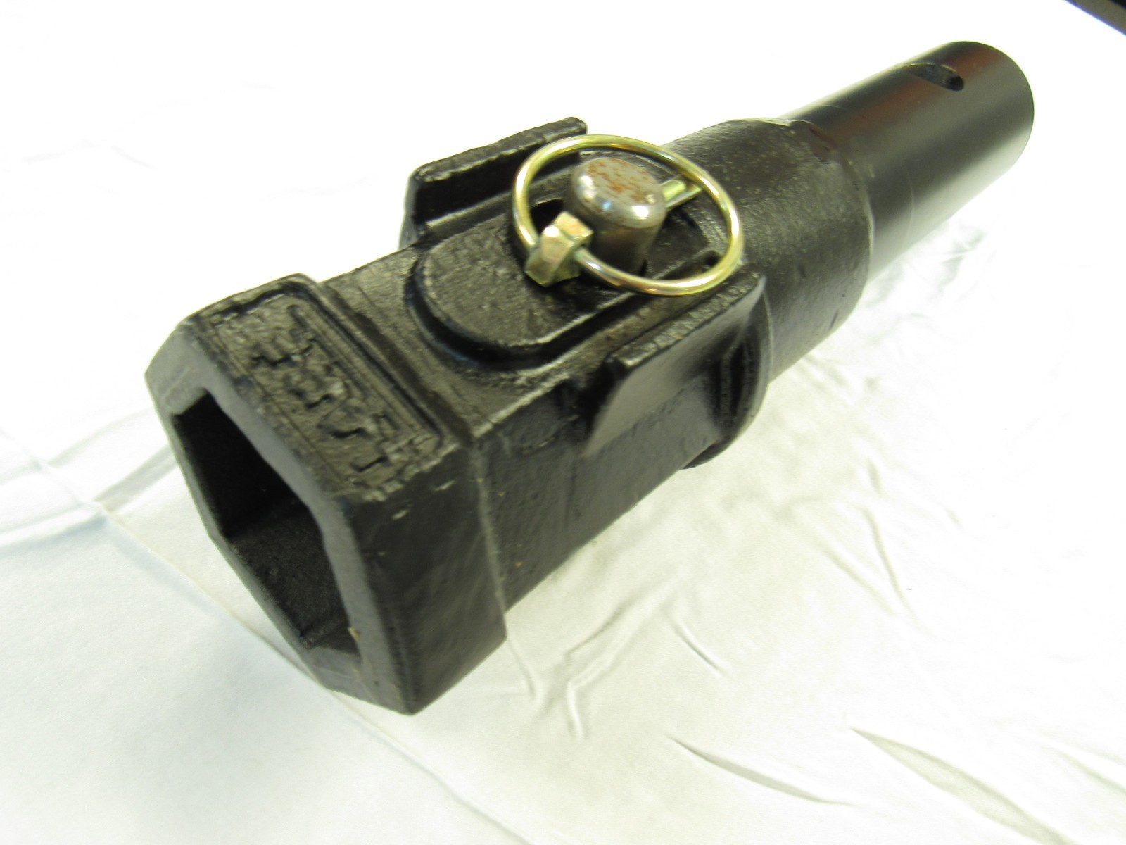 Lowe 2" Female Hex to 2 9/16" Male Round Auger Adapter Conversion Heavy Duty