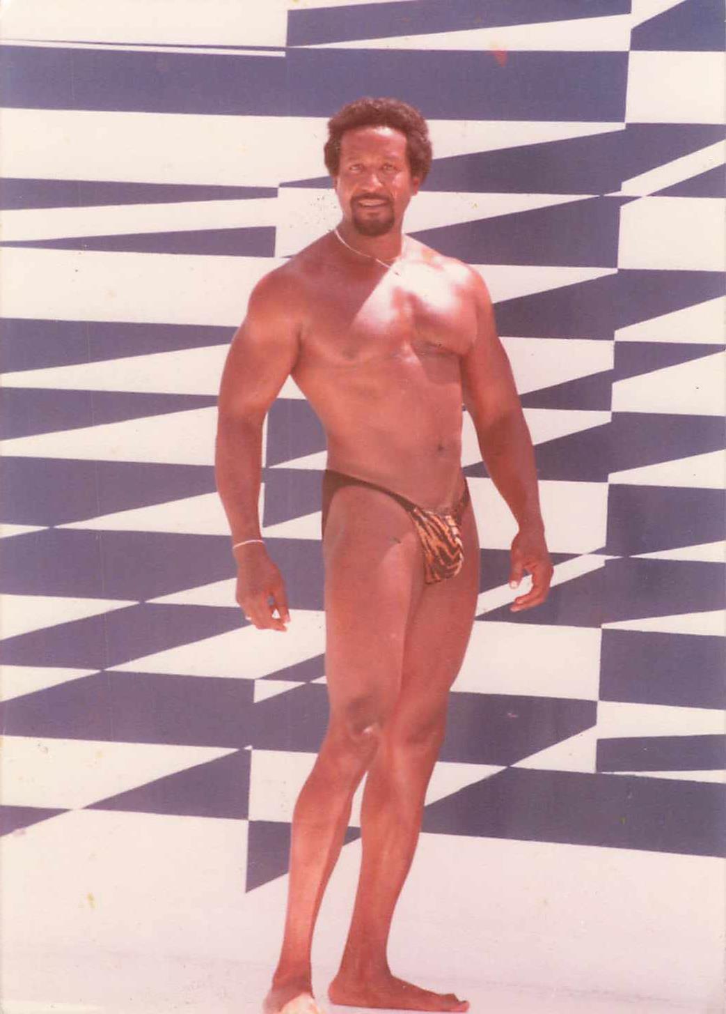 1983 Snapshot Photo Sexy African American Black Man Leopard Print Speedo WILD