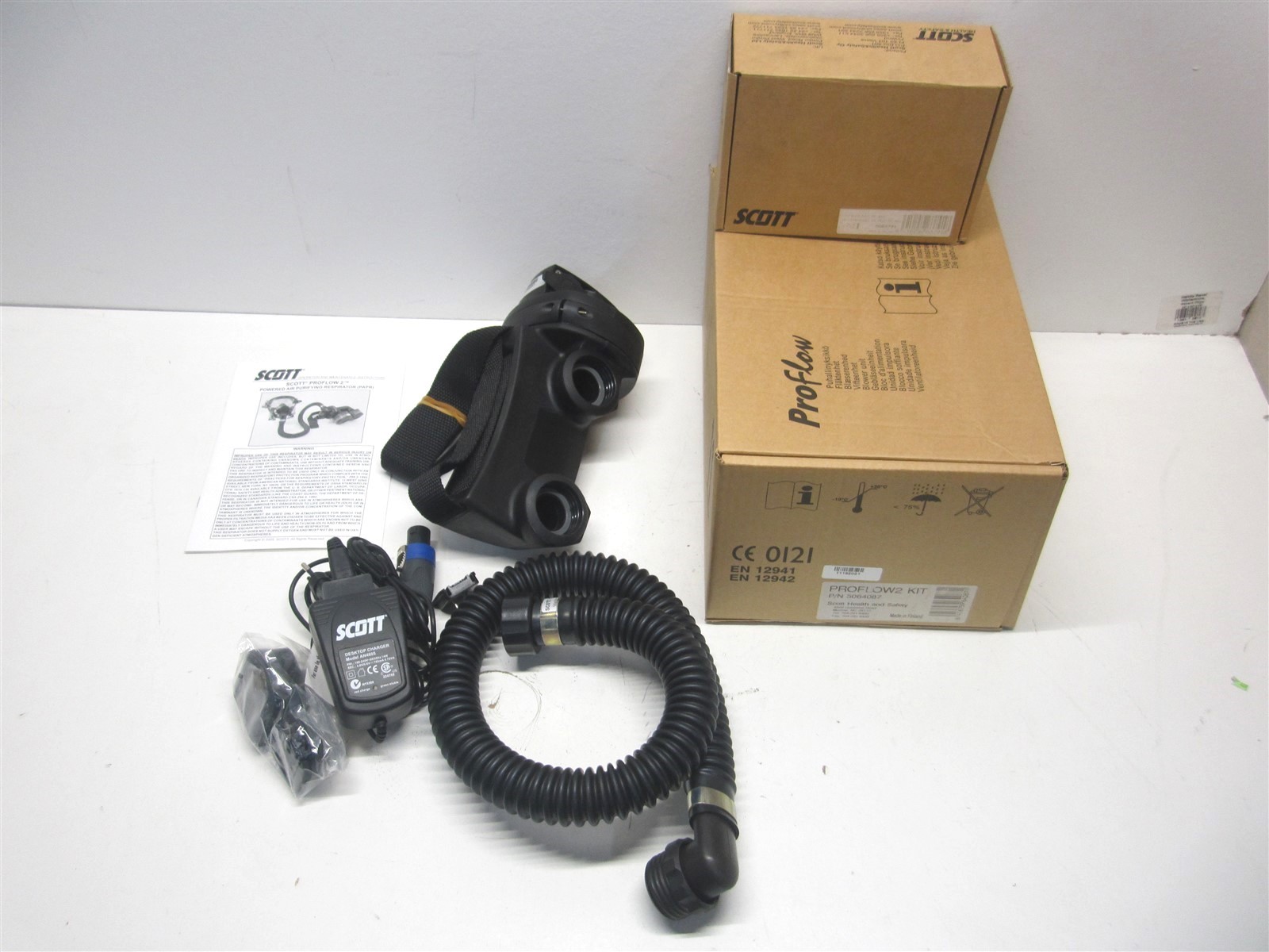 Scott Health and Safety (064083) Proflow 2 Powered Air Respirator and Charger